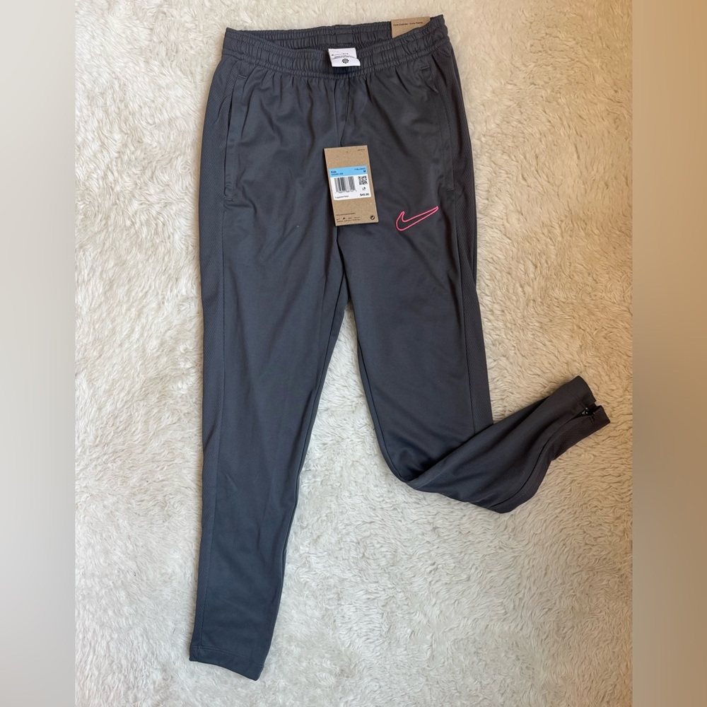 NWT Kids Nike Gray Pants with Pink Logo